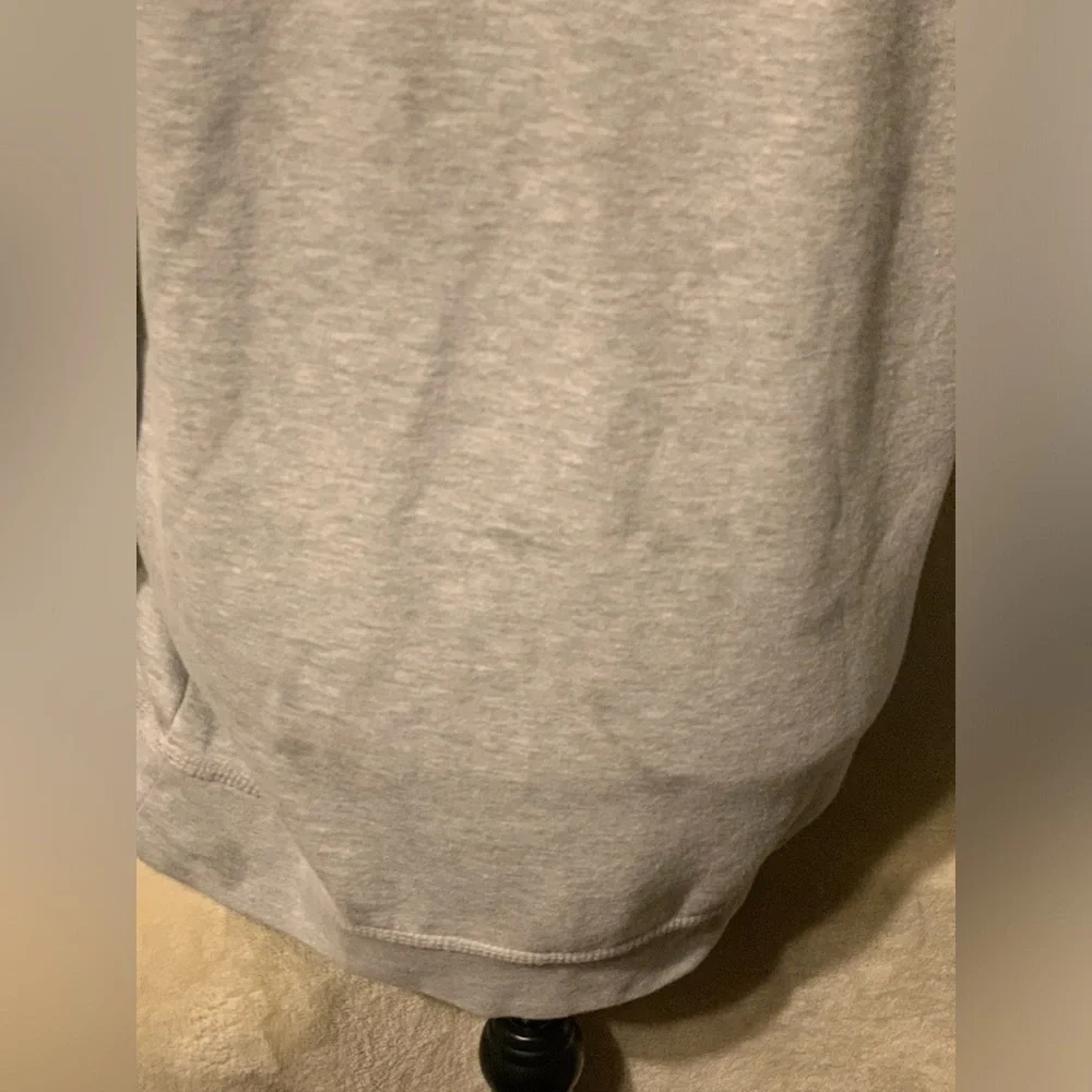 Yellowstone Dutton Ranch Wear the Brand Gray S Hooded Sweatshirt - Picture 7 of 13